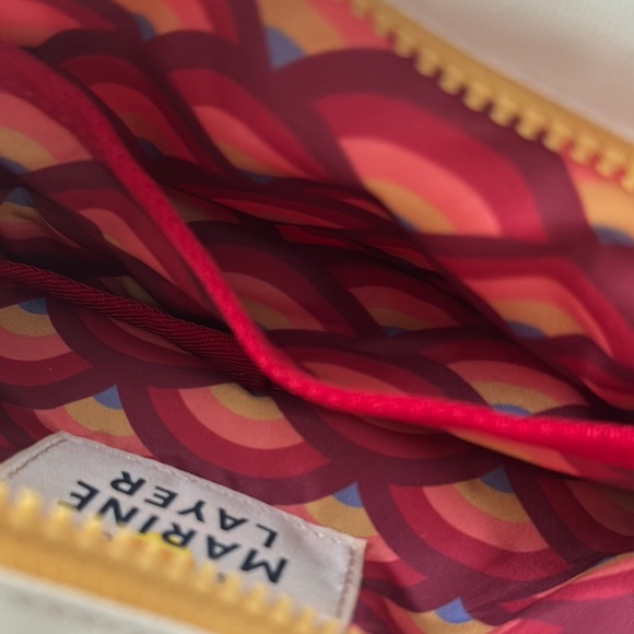 Marine Layer Pink and Yellow Crossbody Bag Sleek Design - Picture 5 of 6